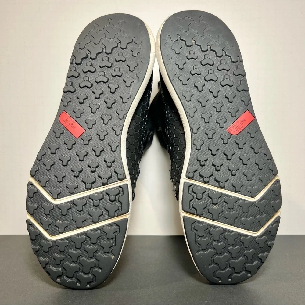 Mens THE NORTH FACE Touji Mid Lace Black Lightweight Shoes / Size 8.5
